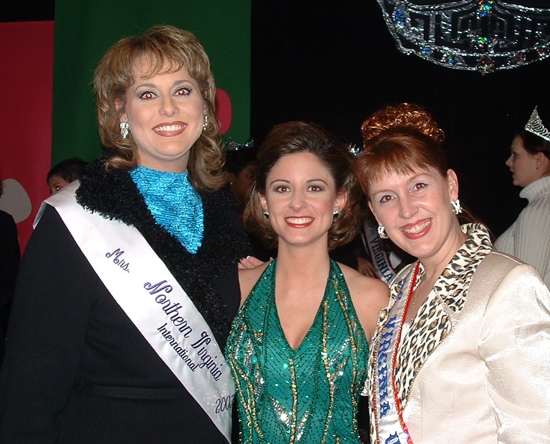 jenniferpittsmissva2002.jpg